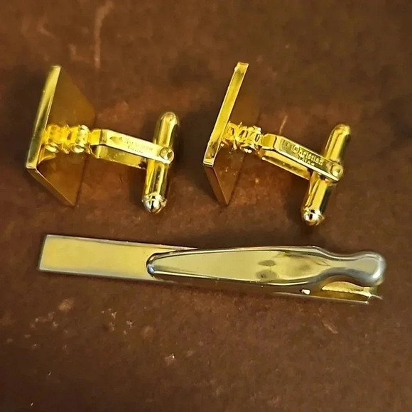 Christian Dior Cufflink and Tie Bar set - Picture 2 of 3